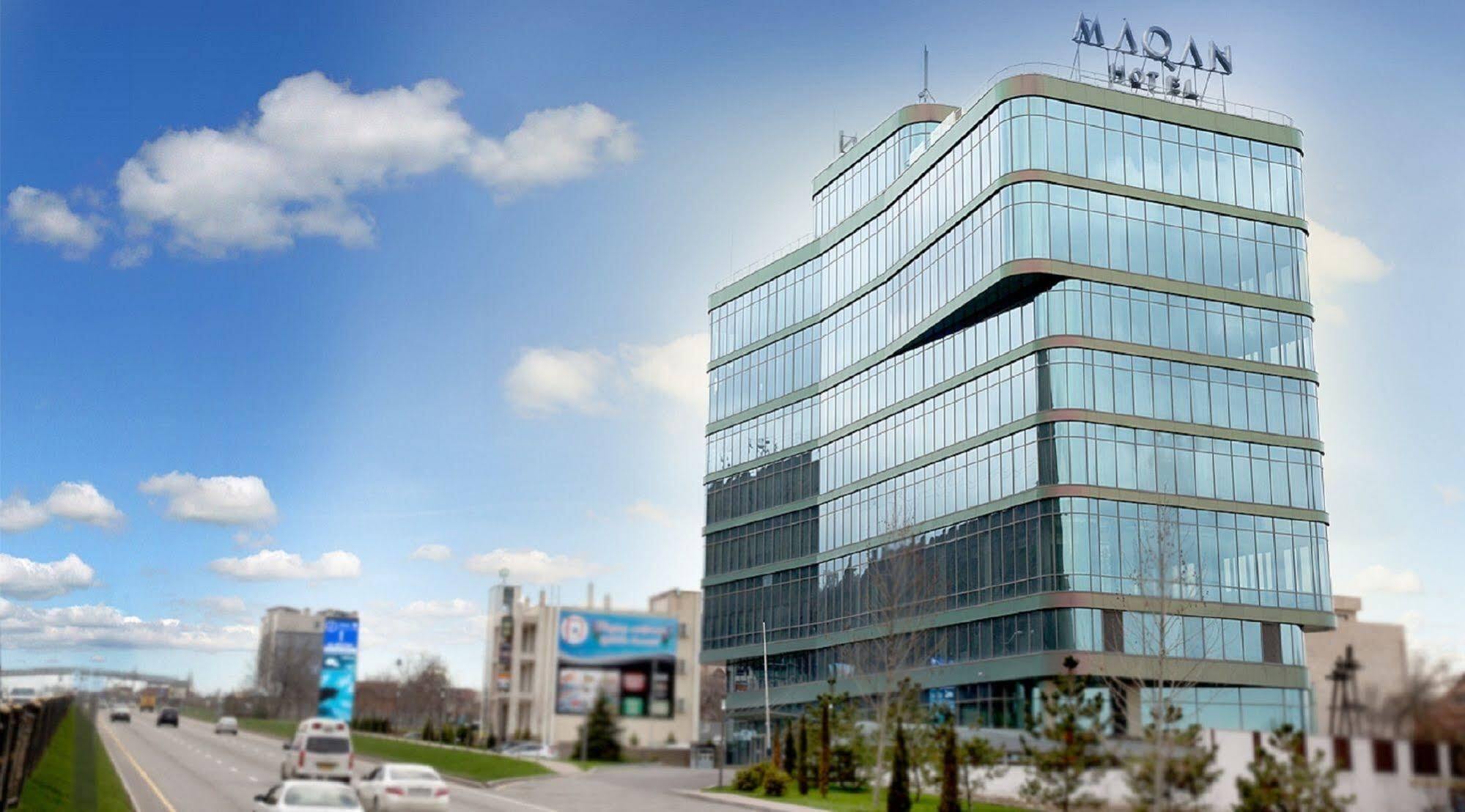 Maqan Hotel Almaty Exterior photo